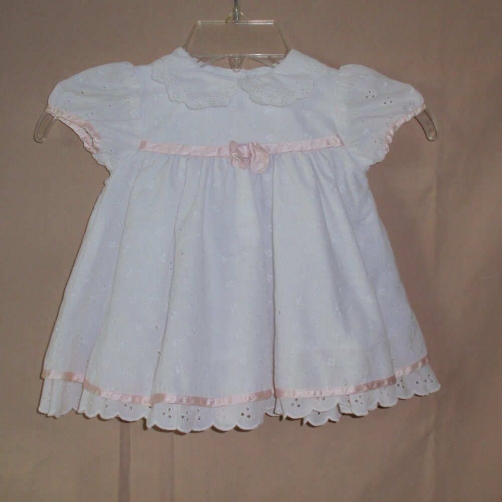 Vintage Jo Lene White Eyelet Floral Pink Trim Fit Flare Dress Short Sleeves 18m